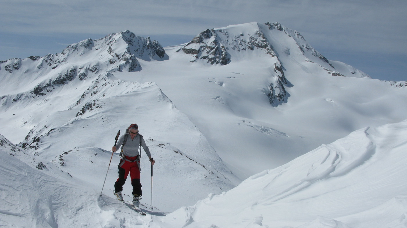 Ötztalske-alpy-weisskugel-3738m-alebo-biela-gula
